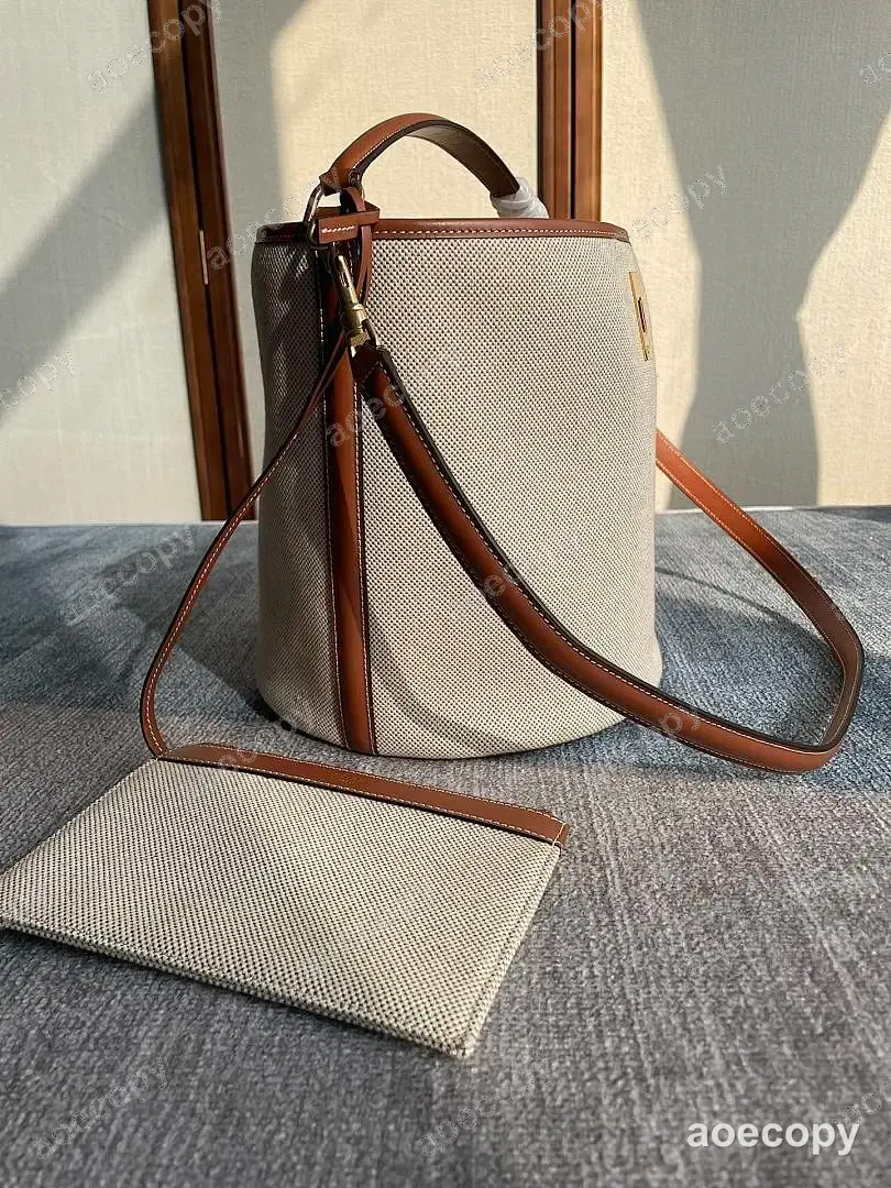 新作 セリーヌ バッグ N級品 No.0131