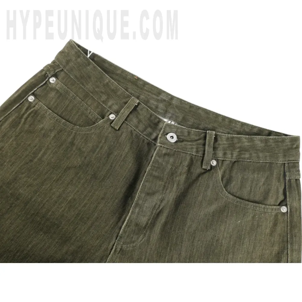 Waistband of the trousers