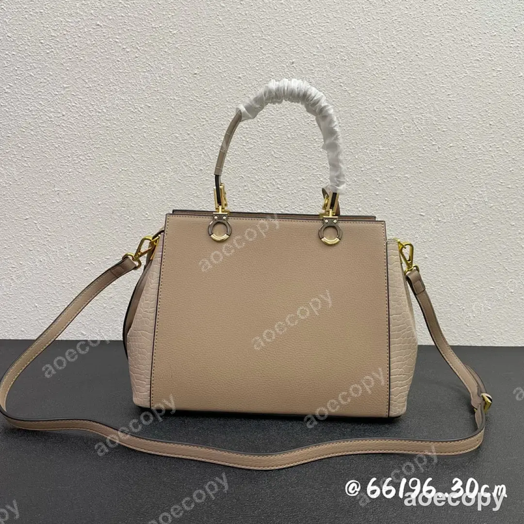 新作 プラダ バッグ N級品 DD2802750 No.0487