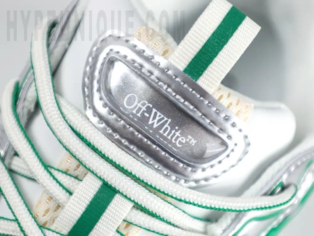 the off white tongue