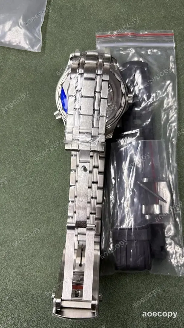 大人気★ オメガ シーマスター ホワイト ウォッチ N級品 DD8800 No.0030