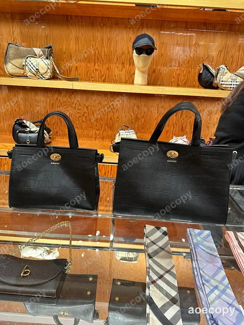 人気新作 バーバリー バッグ N級品 01327523 No.0041