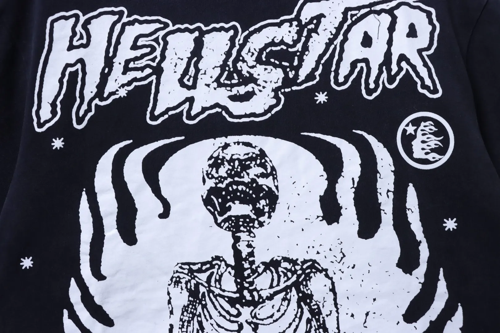 Logo Print HELLSTAR