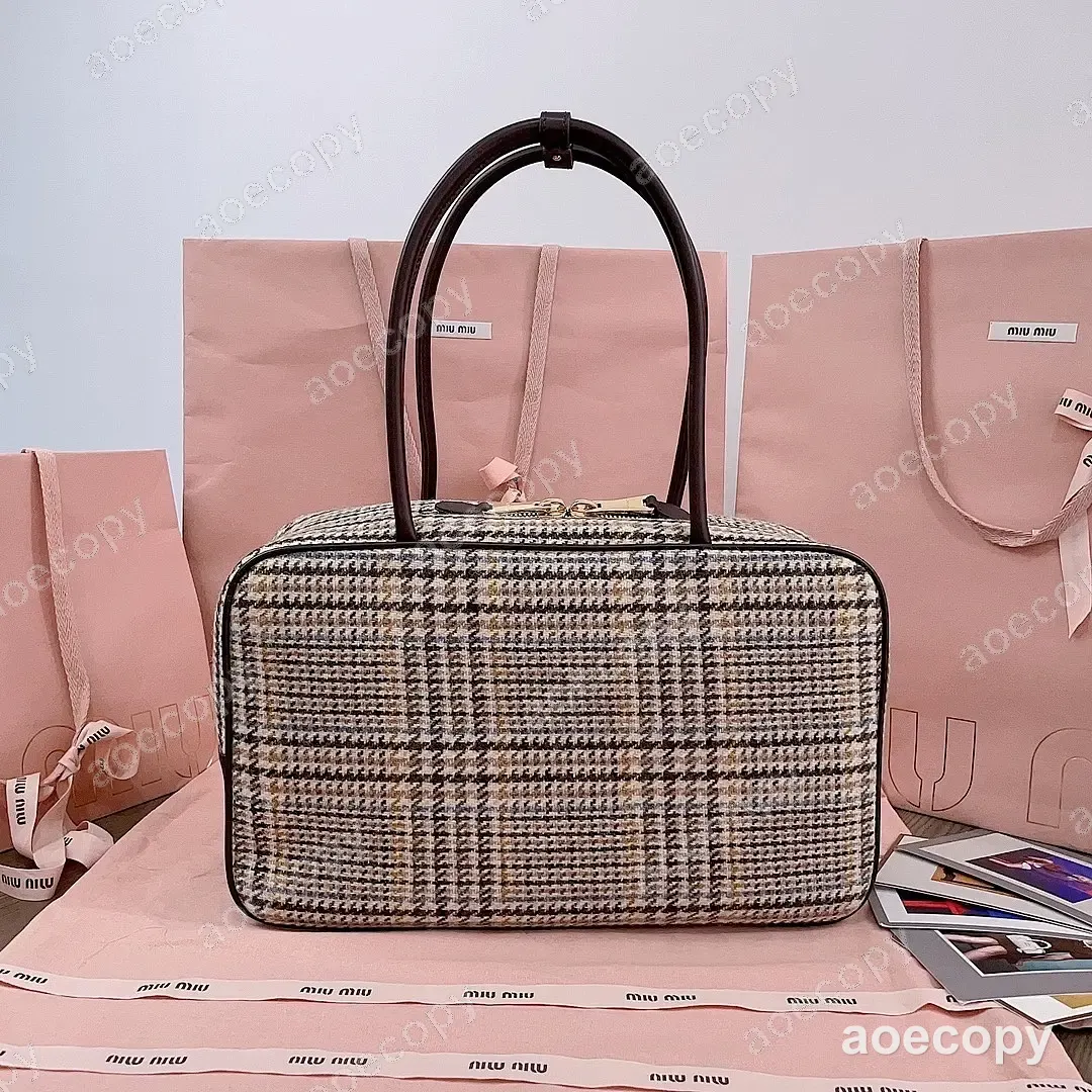 大人気★ ミュウミュウ バッグ N級品 No.0269
