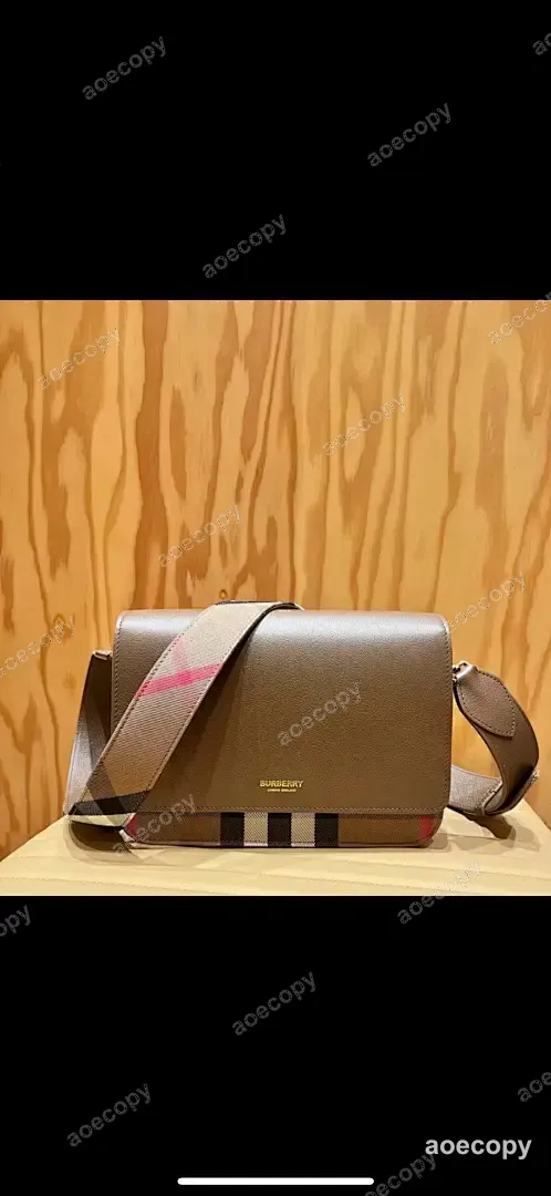 人気新作 バーバリー バッグ コピー 01020C52 No.0092
