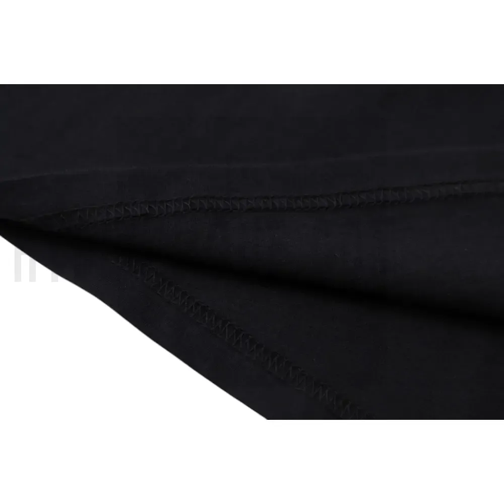 Precision-cut with wrinkle-resistant soft fabric.