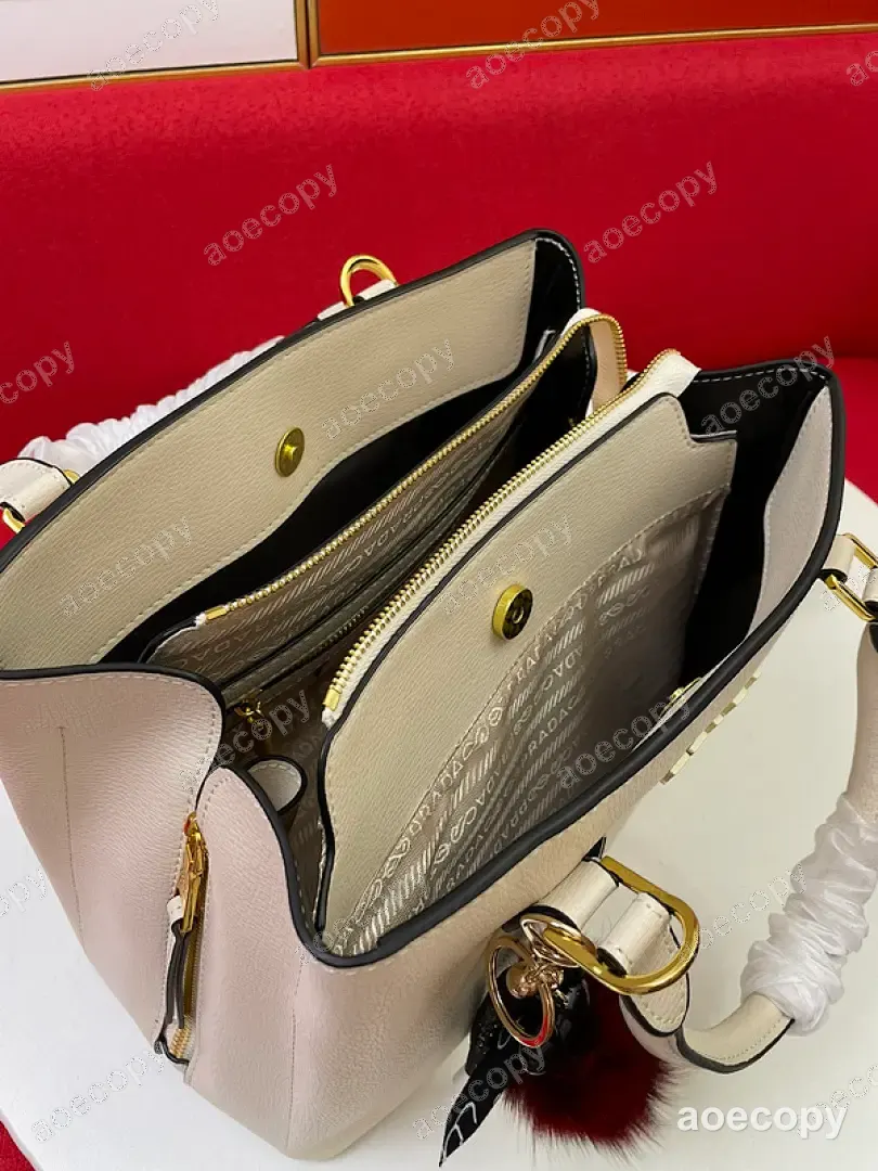 大人気★ プラダ バッグ N級品 DD2802850 No.0158