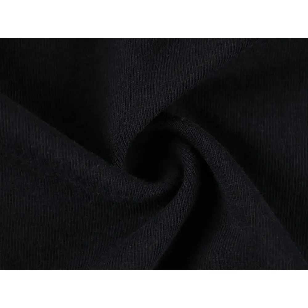 Precision-cut with wrinkle-resistant soft fabric.