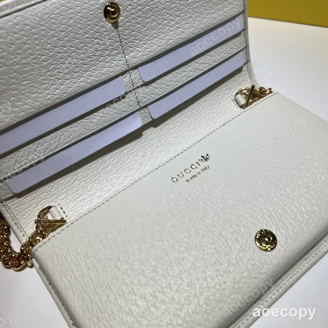 大人気★ グッチ チェーン チェーンウォレット N級品 621892AD No.0242