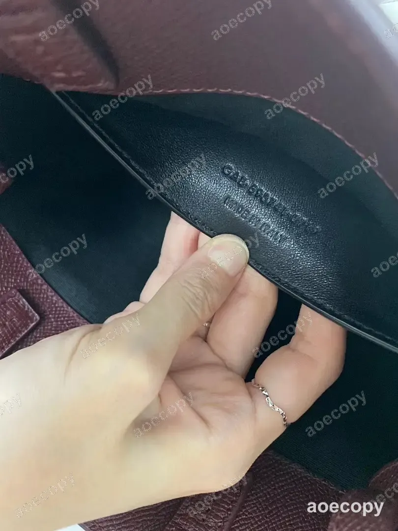 大人気★ サンローラン バッグ スーパーコピー 593741 No.0641