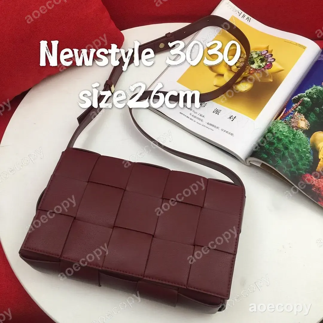 大人気★ バーバリー カセット バッグ コピー CPG601280 No.0030