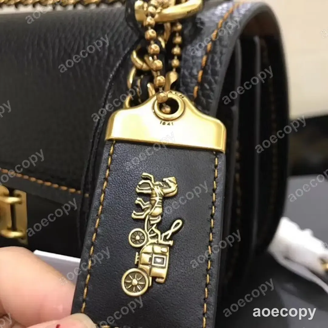 大人気★ コーチ バッグ コピー 21X14 No.0112
