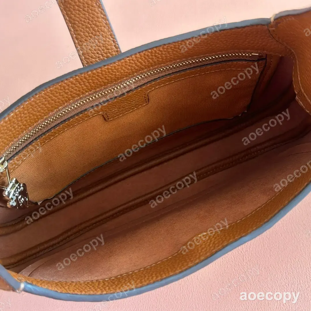 人気新作 グッチ ジャッキー ショルダーバッグ N級品 810232 No.0377