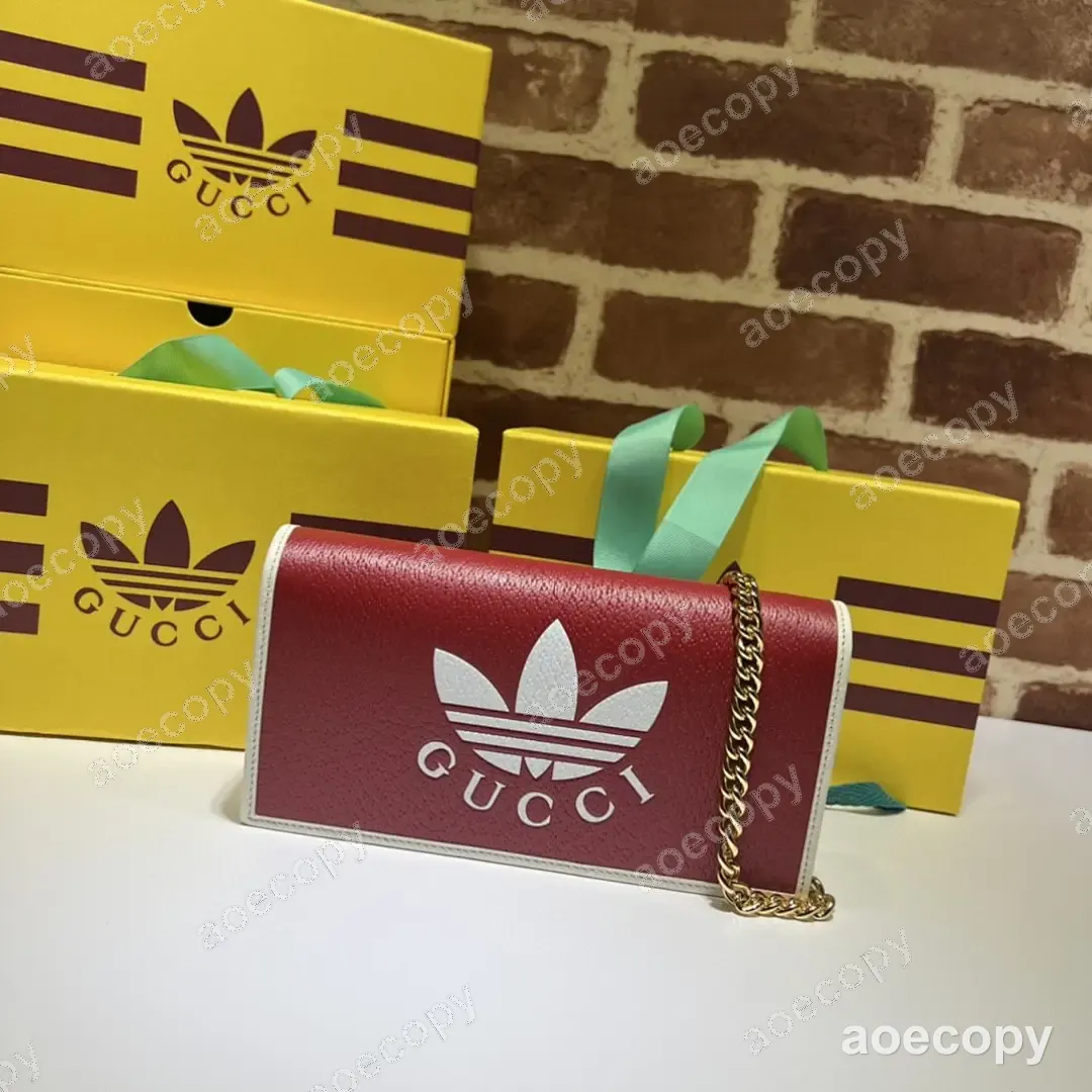 大人気★ グッチ チェーン チェーンウォレット N級品 621892AD No.0242