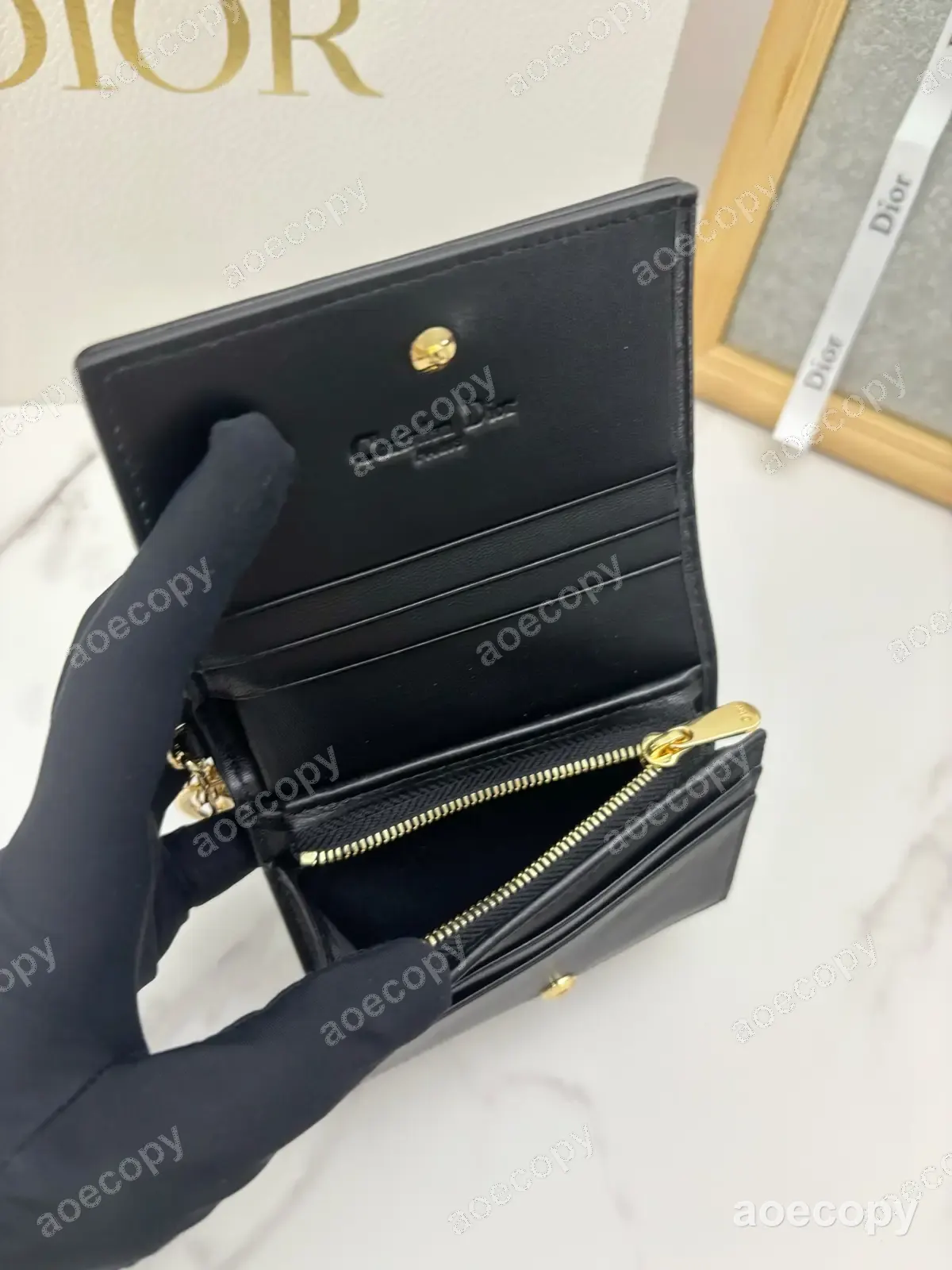 大人気★ ディオール レザー グレー コンパクトウォレット スーパーコピー No.0090
