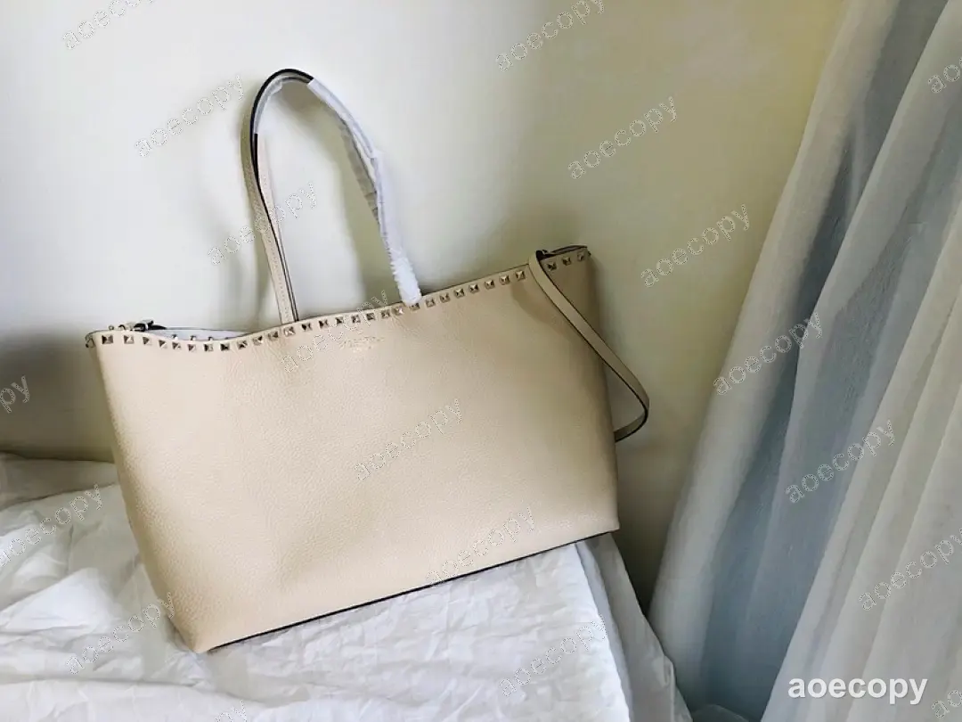 激安 ヴァレンティノ バッグ スーパーコピー 000379CA No.0374