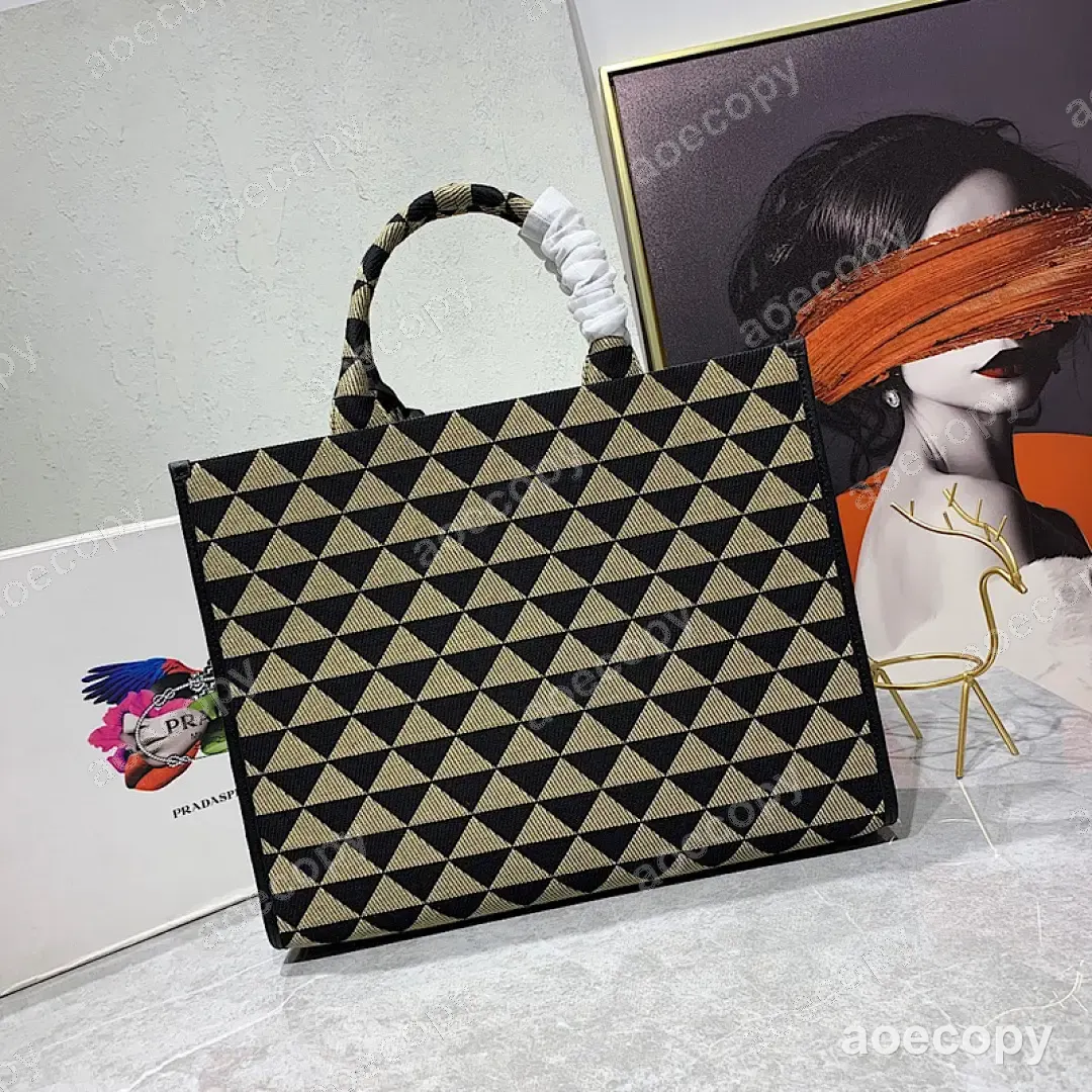 可愛い新作 プラダ バッグ N級品 DD2902650 No.0117