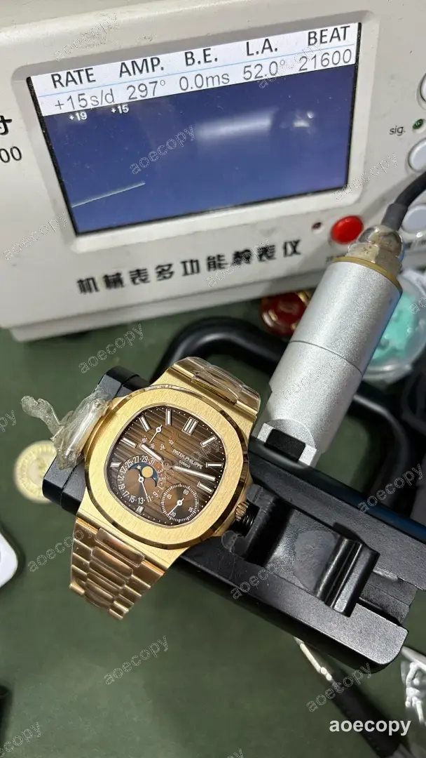 新作 パテック・フィリップ ノーチラス ローズゴールド ウォッチ N級品 5712R No.0002