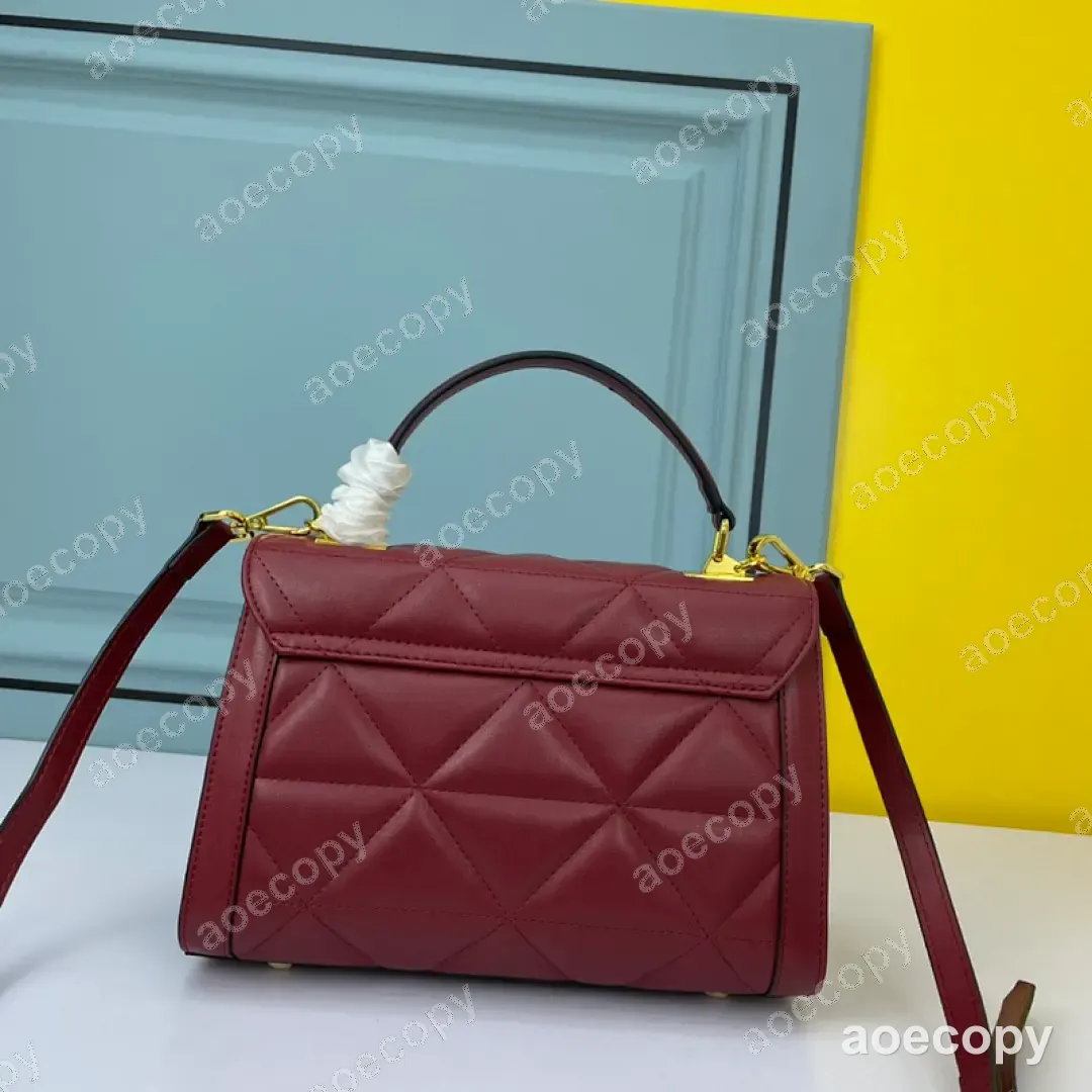 人気新作 プラダ バッグ N級品 DD2802650 No.0055