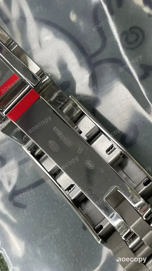 人気モデル ロレックス サブマリーナー ウォッチ 偽物 6R9932V6 No.0166