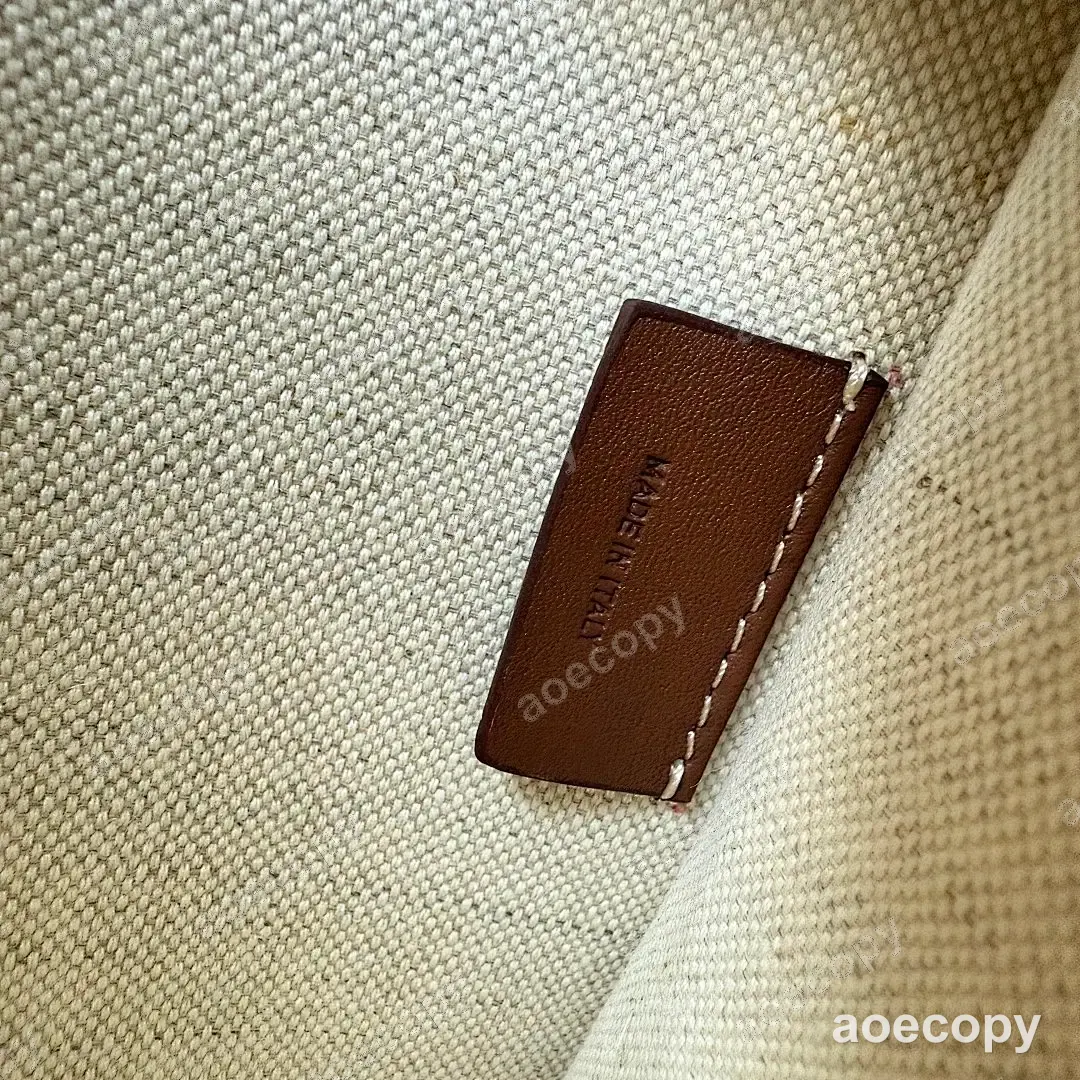 激安 バーバリー バッグ コピー 0131A843 No.0157