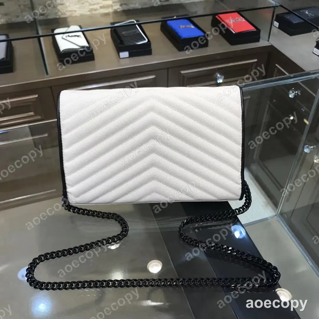 大人気★ サンローラン ショルダーバッグ スーパーコピー 377828BH No.0638