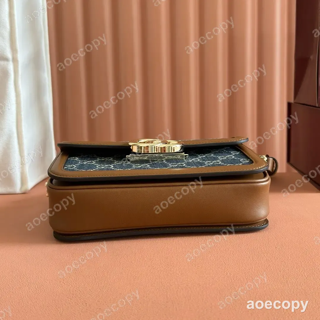 大人気★ グッチ モノグラム ショルダーバッグ スーパーコピー 826761 No.0034