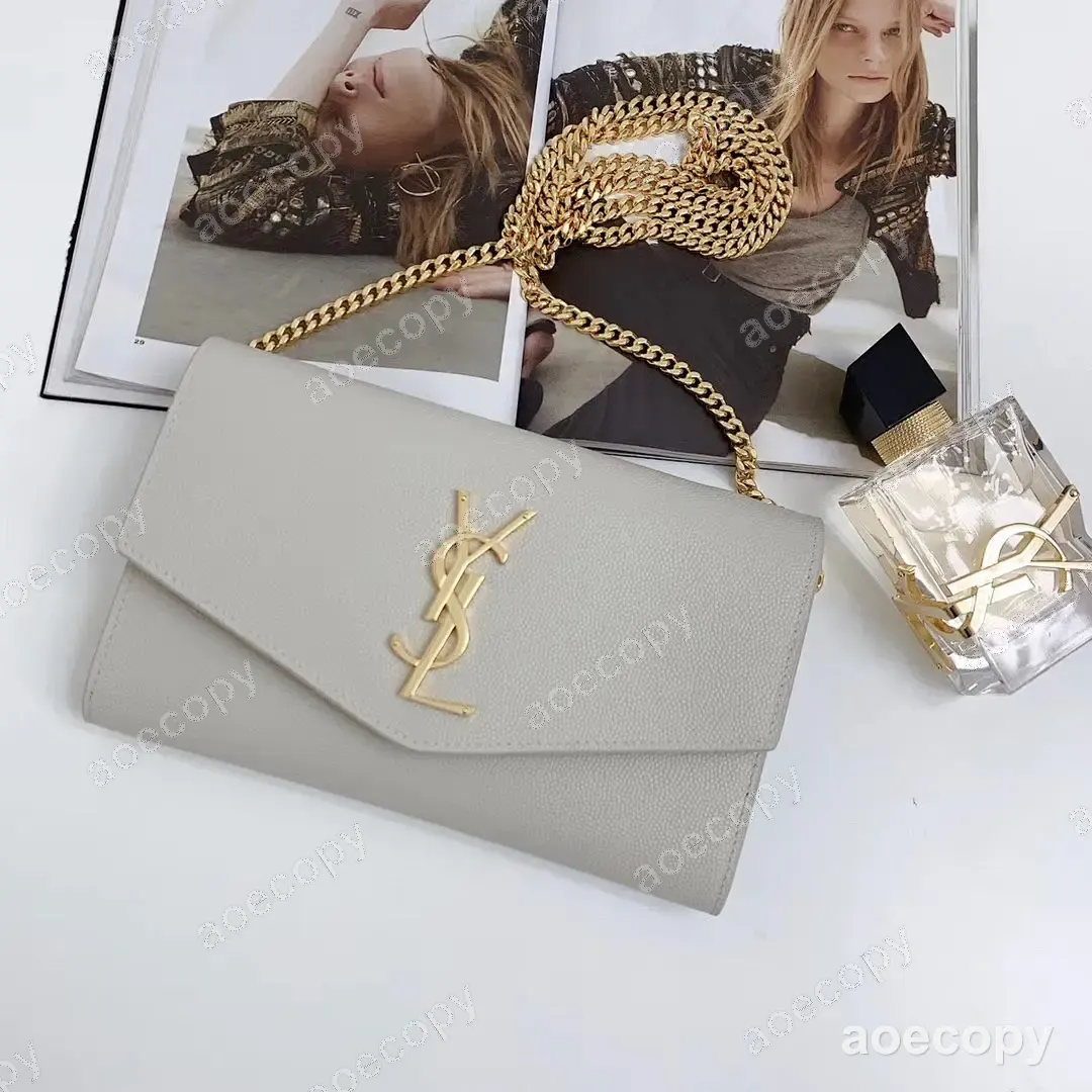 大人気★ サンローラン ミニバッグ N級品 607788 No.0629