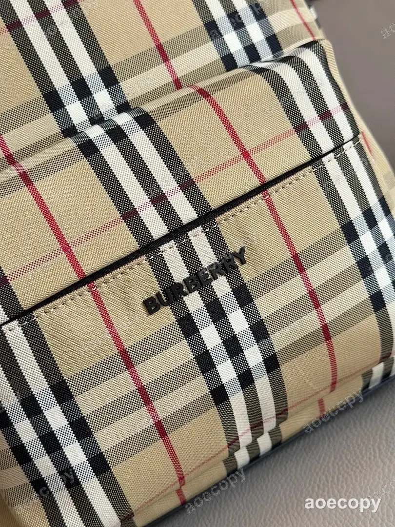 可愛い新作 バーバリー バッグ スーパーコピー 01395B19 No.0079