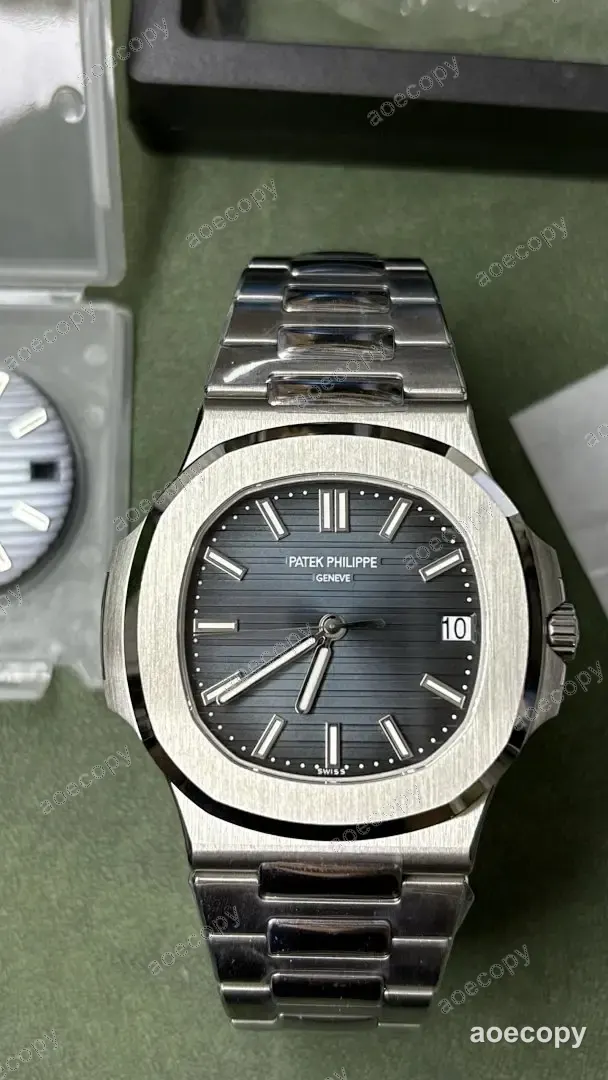 人気モデル パテック・フィリップ ノーチラス ウォッチ N級品 5711 No.0023