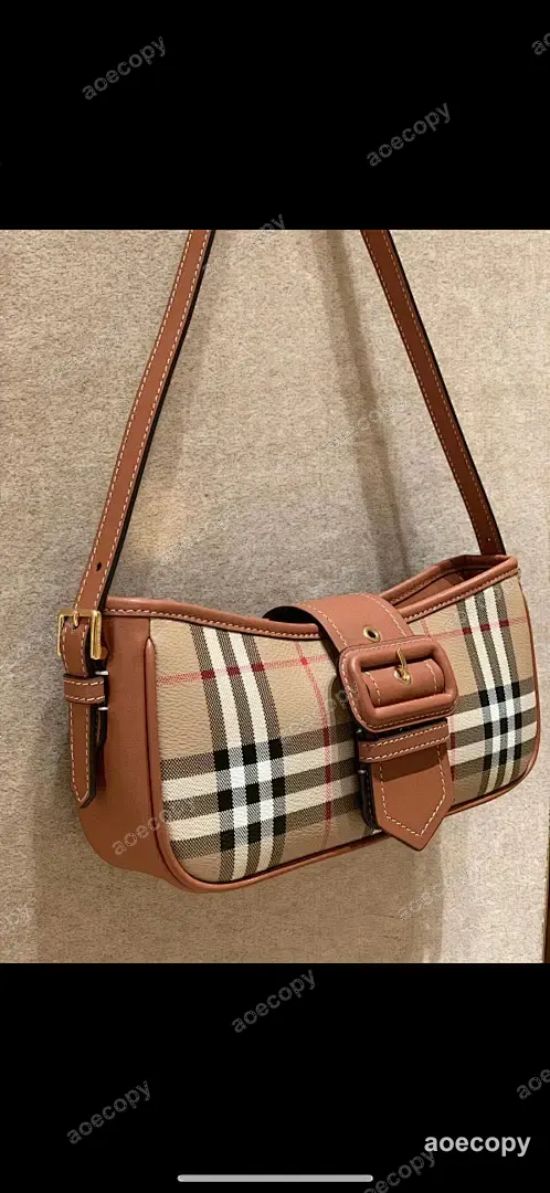 可愛い新作 バーバリー バッグ N級品 01368340 No.0040