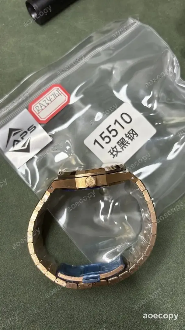大人気★ オーデマ・ピゲ ロイヤルオーク ブラック ウォッチ 偽物 RA3476F No.0015