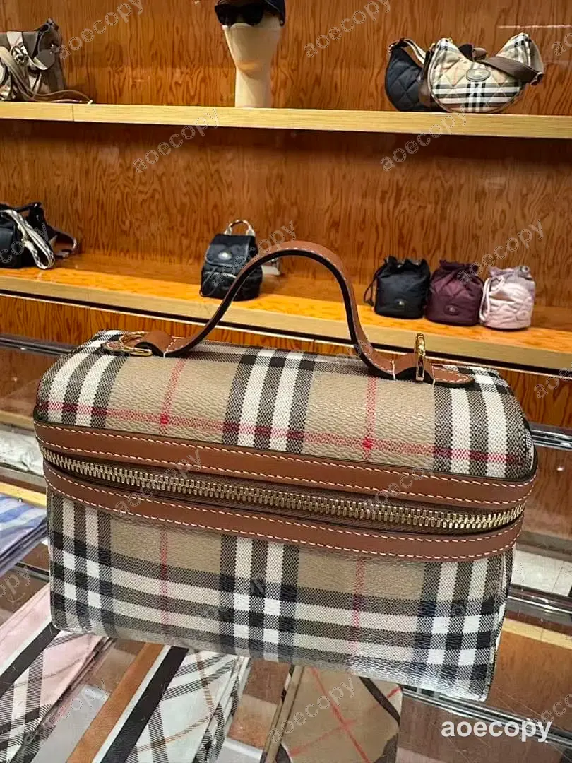 人気新作 バーバリー バッグ N級品 01327523 No.0041