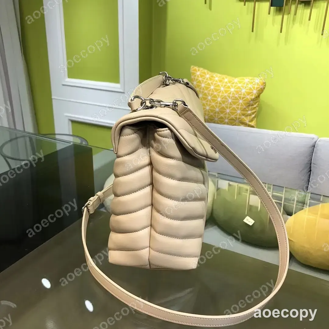 激安 サンローラン バッグ 偽物 529735 No.0654