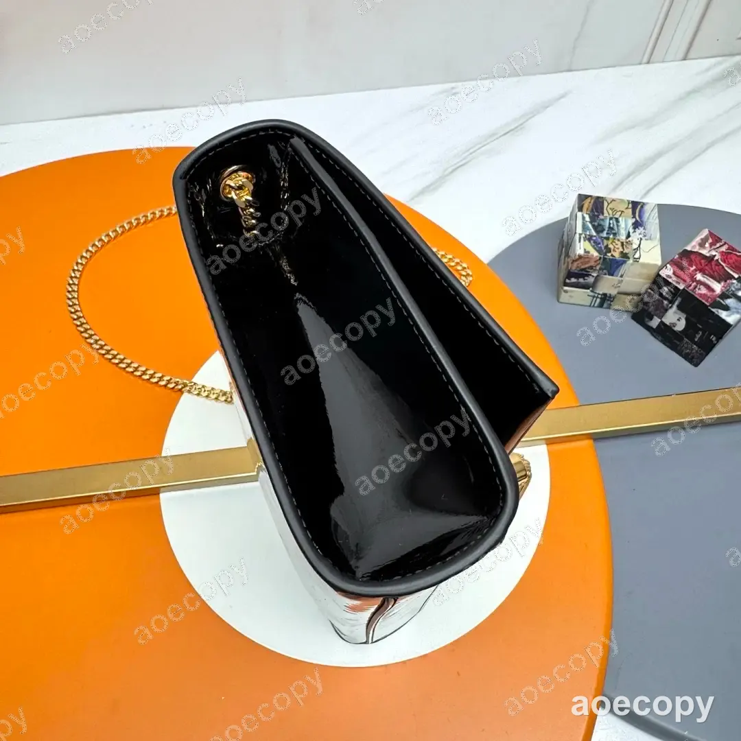 激安 サンローラン バッグ スーパーコピー 185515 No.0081