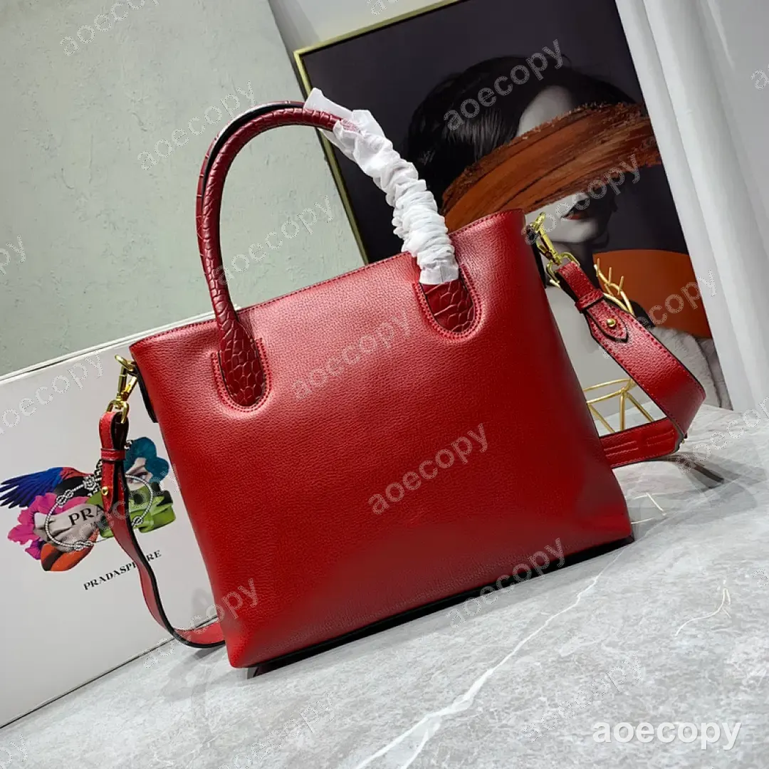 人気新作 プラダ バッグ N級品 DD2802750 No.0217