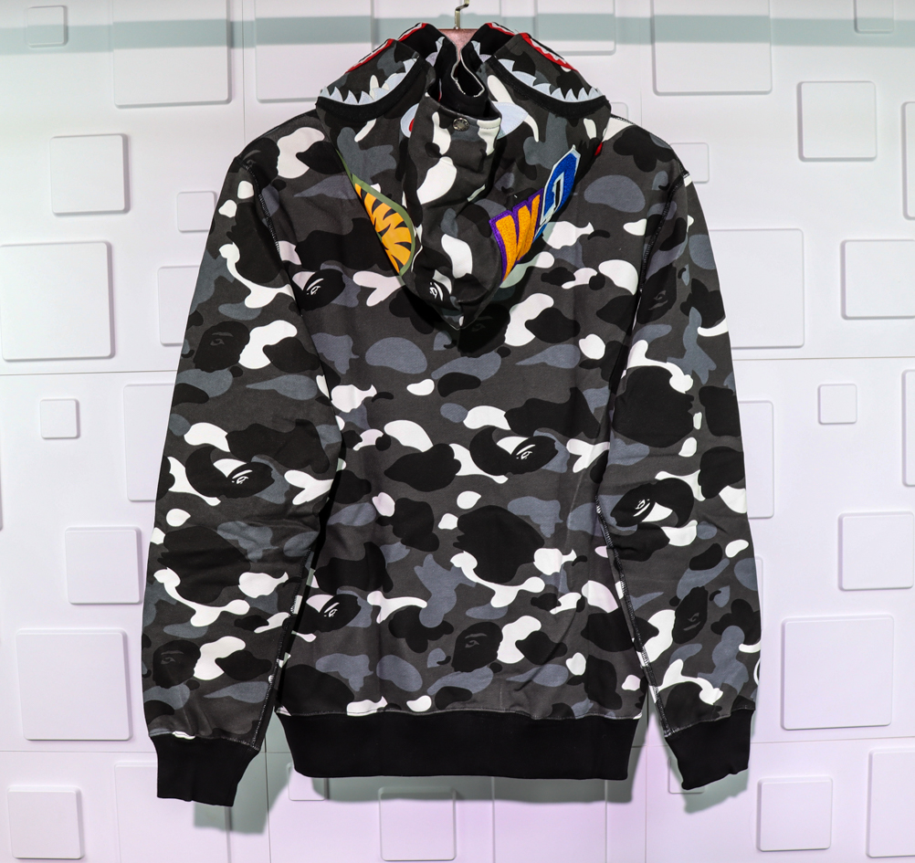 A BATHING APE BAPE SHARK 1ST CAMO DOUBLE HOODIE