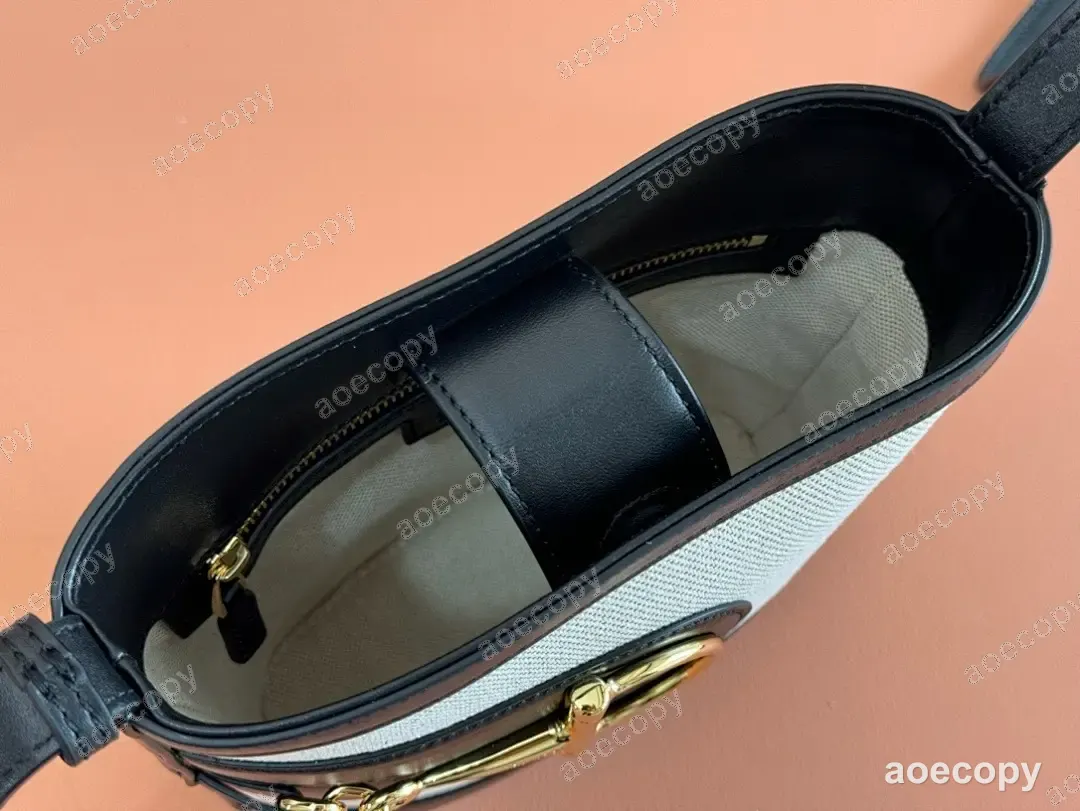 新作 グッチ ショルダーバッグ N級品 833665 No.0176