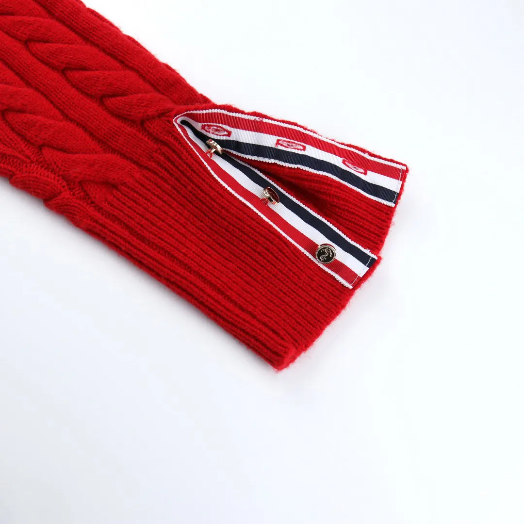 Sleeve Cuff Tri-Color Details