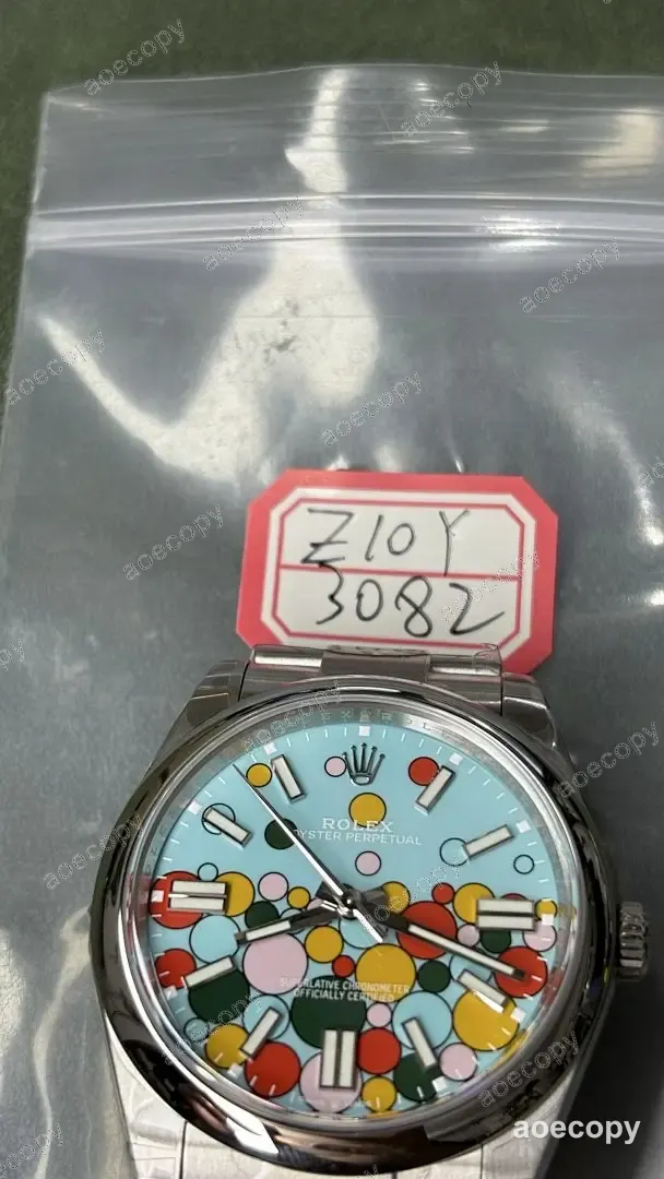 新作 ロレックス オイスターパーペチュアル ウォッチ コピー Z10Y3082 No.0212