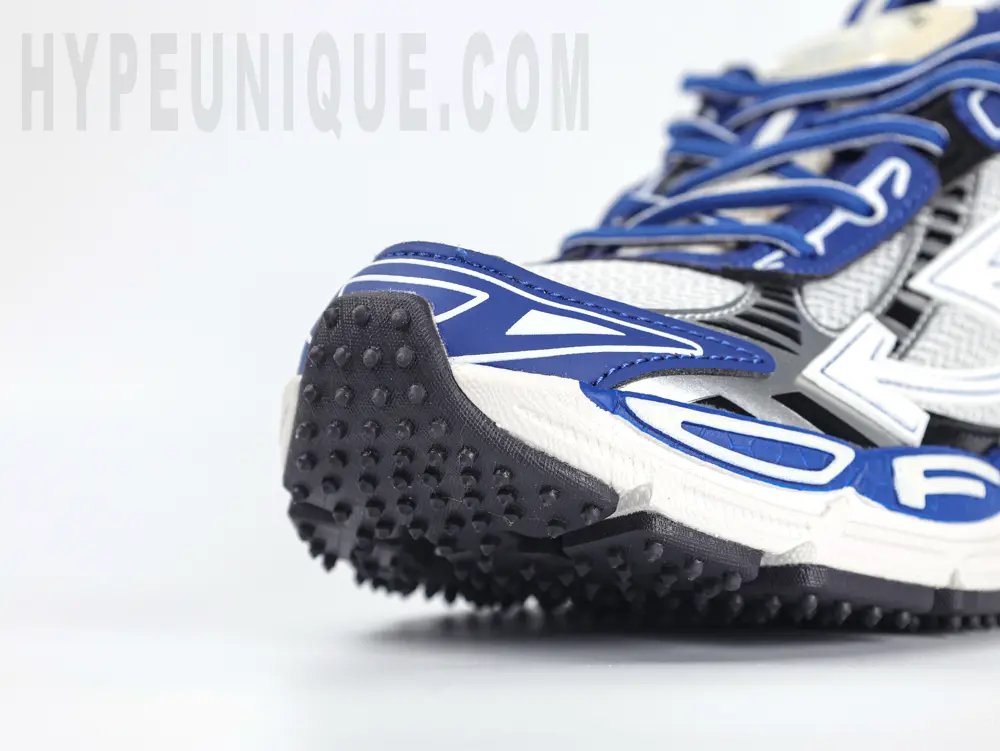 Black and blue toe
