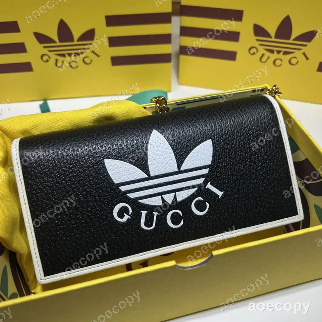 大人気★ グッチ チェーン チェーンウォレット N級品 621892AD No.0242