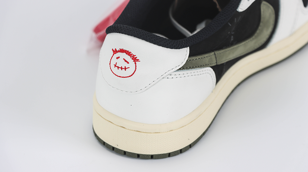 Travis Scott Air Jordan 1 Low OG “Olive”