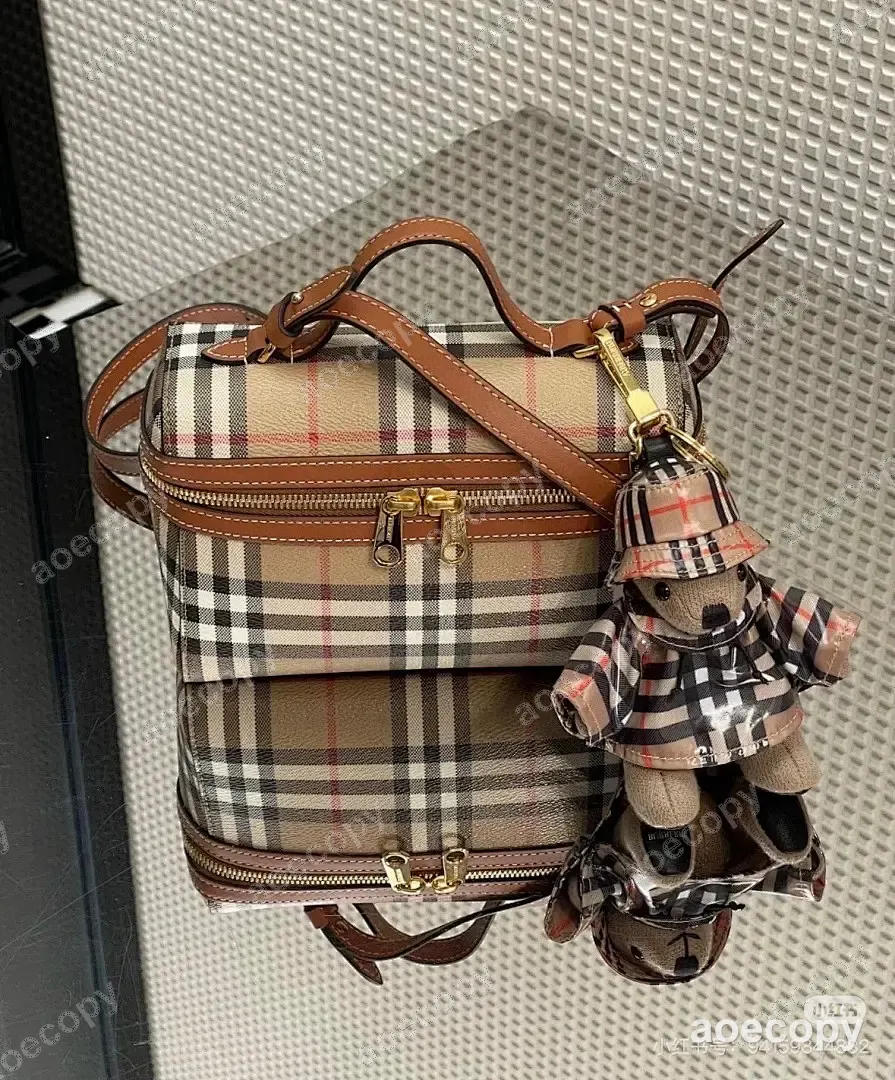 可愛い新作 バーバリー バッグ スーパーコピー 01266C28 No.0082