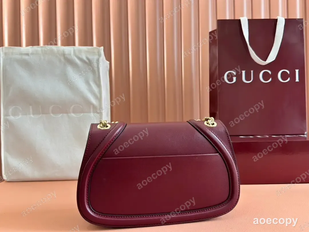 激安 グッチ ブロンディ ショルダーバッグ 偽物 815715 No.0216
