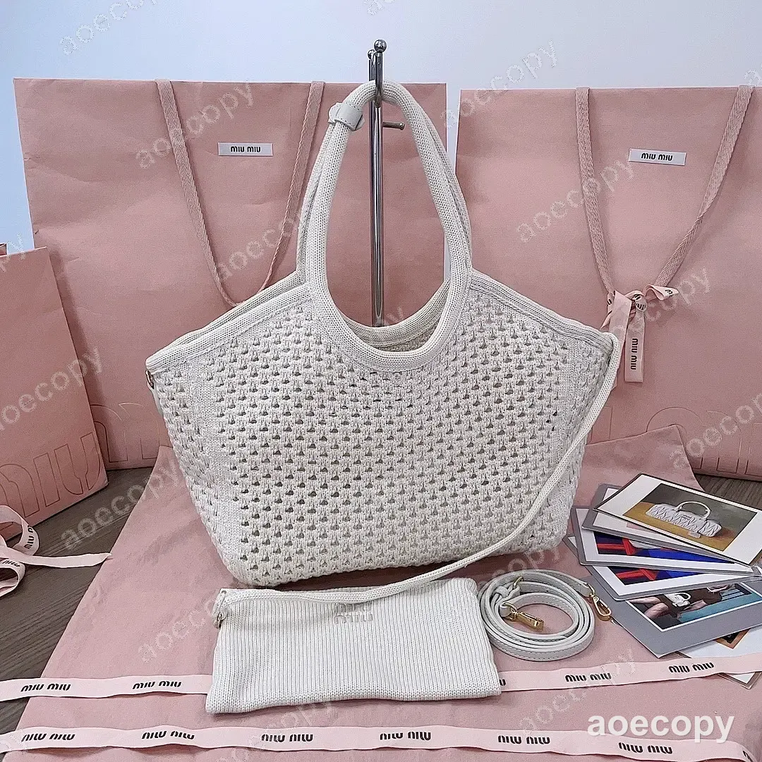 大人気★ ミュウミュウ バッグ N級品 No.0104