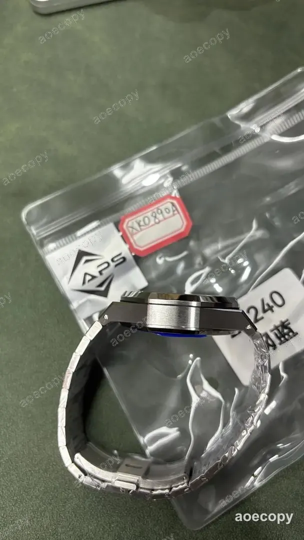大人気★ オーデマ・ピゲ ロイヤルオーク ブルー ウォッチ コピー XK0890A No.0038