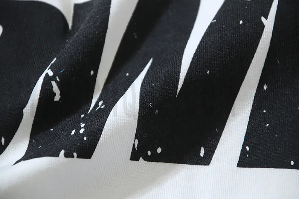 Eye-catching English print.