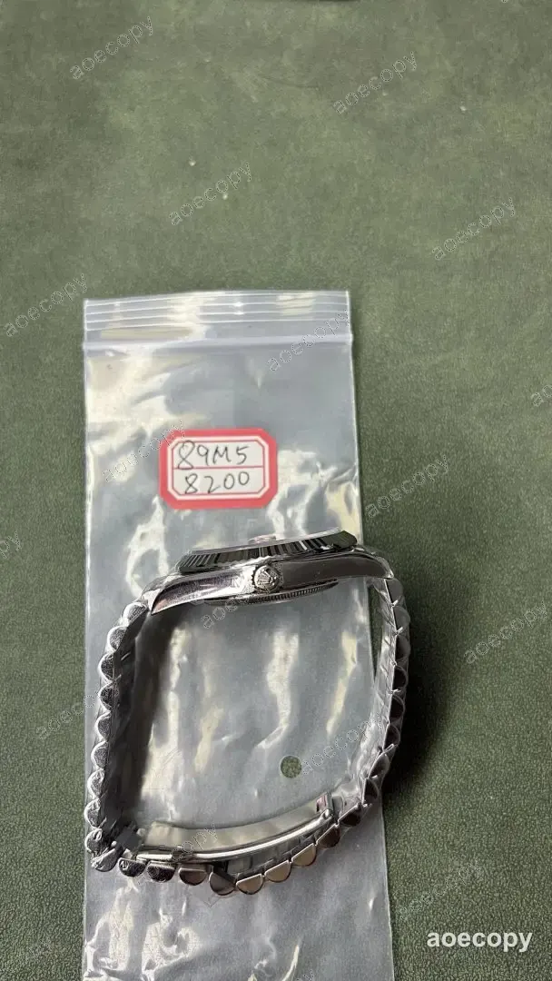 新作 ロレックス デイデイト ブラック ウォッチ N級品 89M58200 No.0177