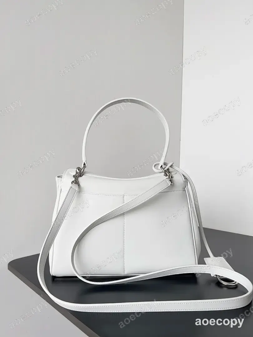 可愛い バレンシアガ バッグ 偽物 No.0055